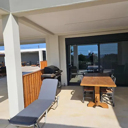 Hotel Mat Lachania